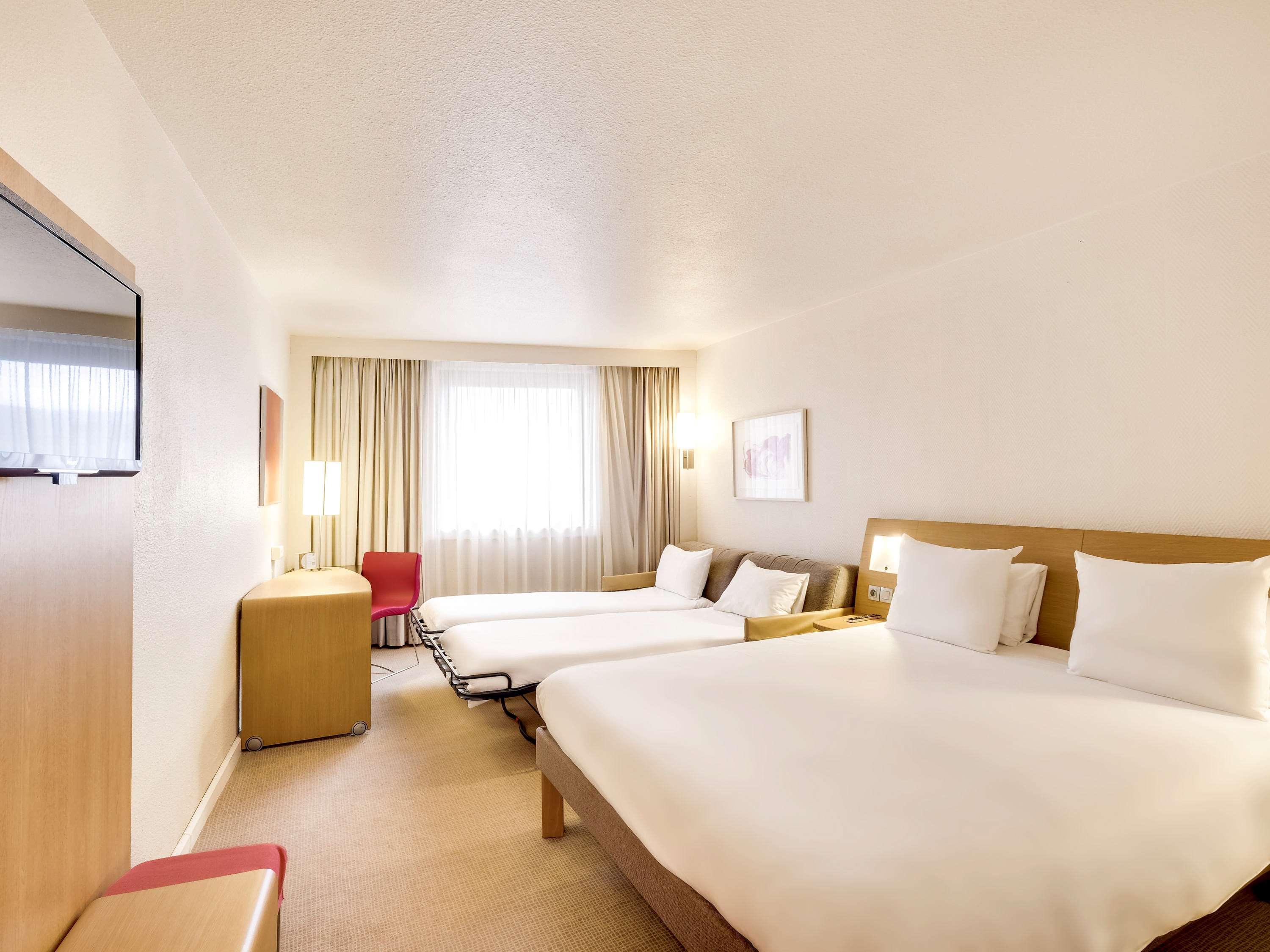 Novotel Atria Nimes Centre מראה חיצוני תמונה