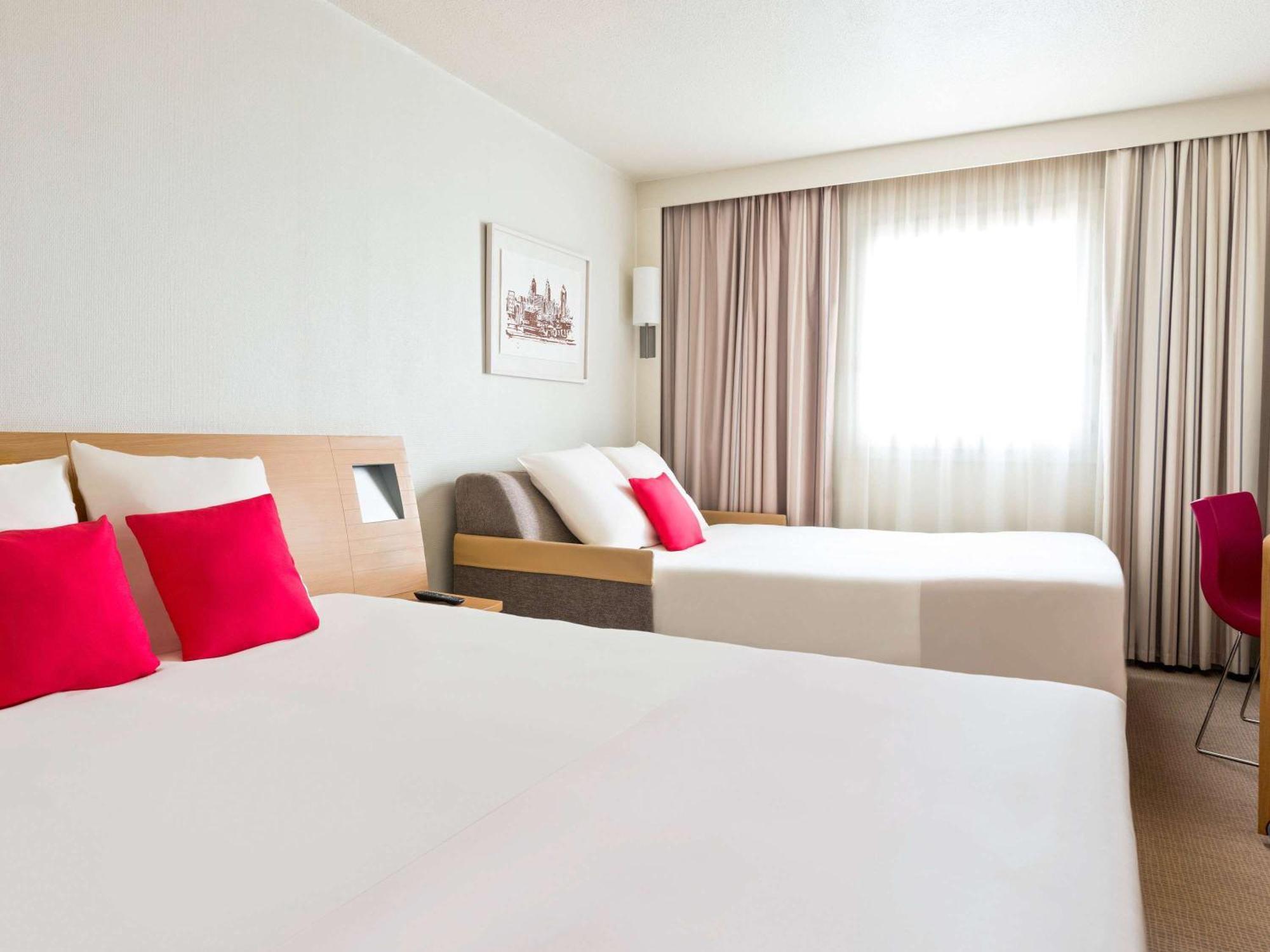 Novotel Atria Nimes Centre מראה חיצוני תמונה